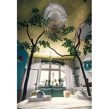 アパート Diverso By Kot Sen Rare Hand-painted リュブリャナ