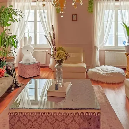 Diverso Apartment
